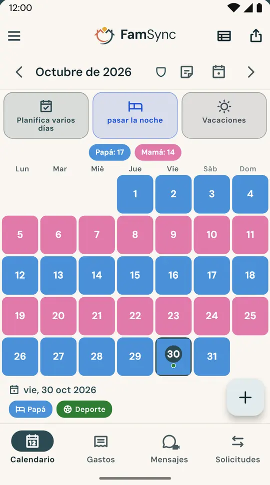 El calendario de custodia — Configuras los turnos una sola vez (semanas alternas, 2-2-3, fines de semana alternos o un esquema propio) y mamá y papá ven el mismo calendario, con las noches de cada uno.