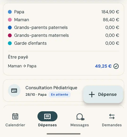 Les dépenses des enfants, partagées — Photographiez le ticket : le montant et la date se remplissent tout seuls. Partagez à 50 % ou selon la part convenue : le solde est toujours à jour.