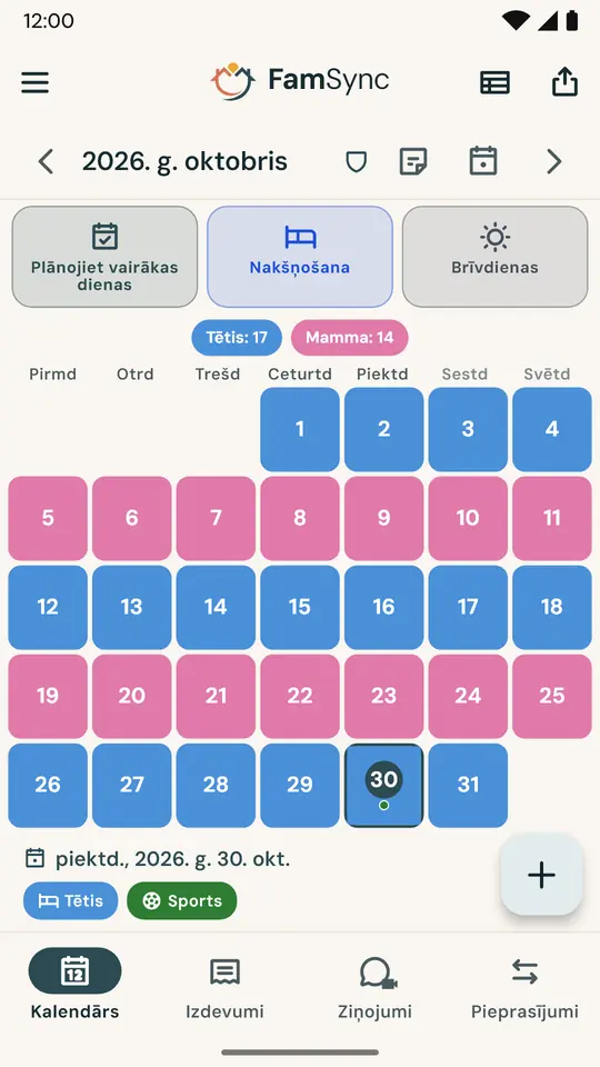Kopīgās aizgādības kalendārs — Iestatiet grafiku vienu reizi (katru otro nedēļu, 2-2-3, katru otro nedēļas nogali vai savu modeli), un abi vecāki redz to pašu kalendāru ar katra nakšņošanām.