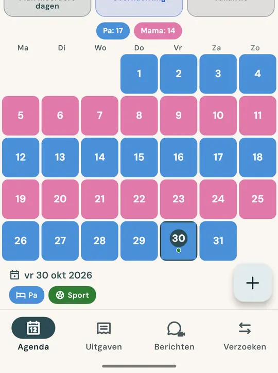 De omgangskalender — Stel de regeling eenmalig in (om de week, 2-2-3, om het weekend of een eigen schema) en beide ouders zien dezelfde kalender met ieders nachten.